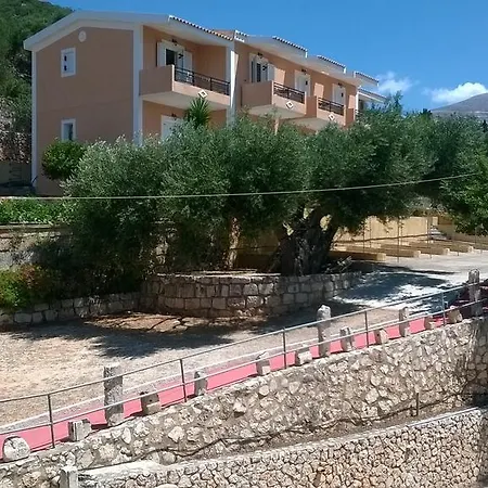 Asteras Apart-hotel 2*