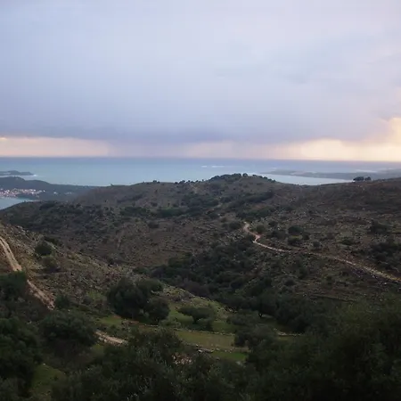 Apart-hotel Asteras 2*