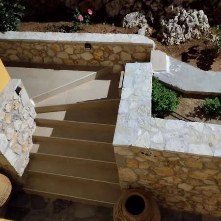 Asteras Lägenhetshotell