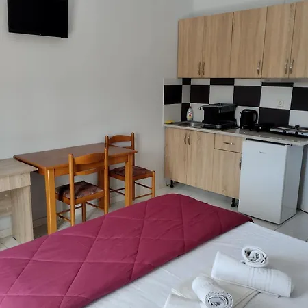 Asteras شقة فندقية