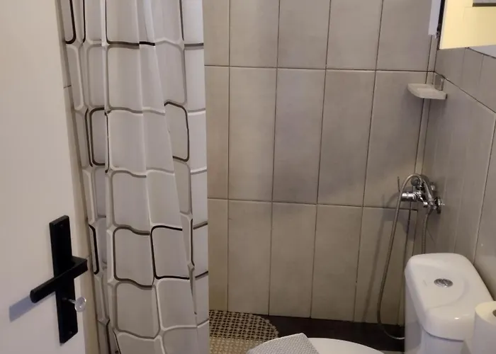 アパートホテル Asteras アルゴストリオン