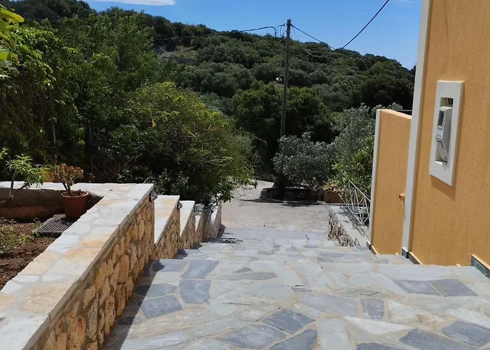 Asteras Aparthotel 3*