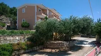 Asteras Aparthotel 3*